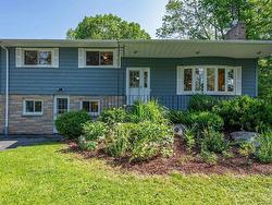 2132 Waverley Road Waverley, NS B2R 1Y9