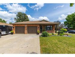 682 RICHMOND Amherstburg, ON N9V 3Z6