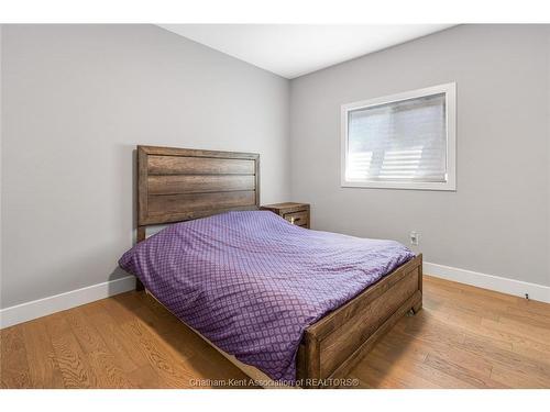 116 Brighton Place, Chatham, ON - Indoor Photo Showing Bedroom