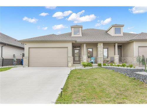 116 Brighton Place, Chatham, ON - Outdoor With Deck Patio Veranda With Facade
