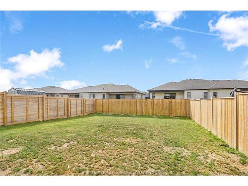 116 Brighton Place, Chatham, ON - Outdoor