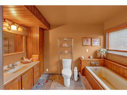 5442 Queens Line, Tilbury, ON 