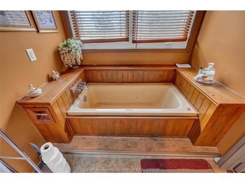 5442 Queens Line, Tilbury, ON 