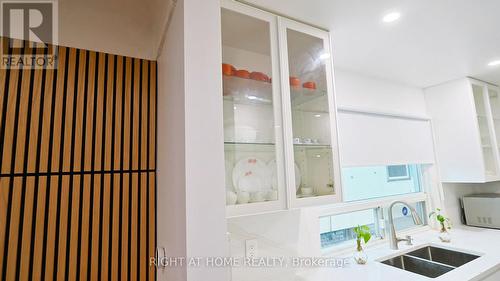 82 Normanhurst Avenue, Hamilton, ON - Indoor Photo Showing Kitchen With Double Sink