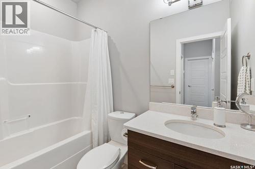 68 103 Pohorecky Crescent, Saskatoon, SK - Indoor Photo Showing Bathroom