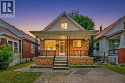 691 RANDOLPH Windsor, ON N9B 2T7