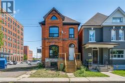 276 SANFORD Avenue N Unit# 1 Hamilton, ON L8L 6A1