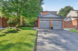 62 Massey Street  Brampton, ON L6S 2W5