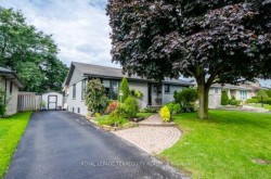 584 Rosmere Street Oshawa, ON L1J 5H7