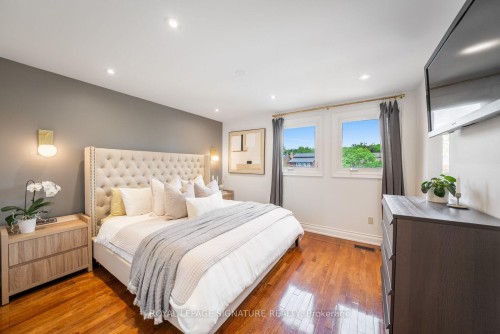 4194 Trellis Crescent, Mississauga, ON - Indoor Photo Showing Bedroom
