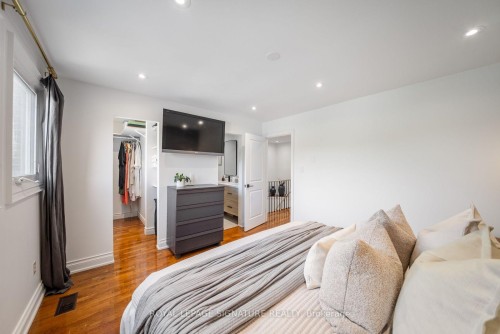 4194 Trellis Crescent, Mississauga, ON - Indoor Photo Showing Bedroom