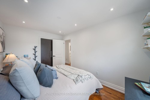 4194 Trellis Crescent, Mississauga, ON - Indoor Photo Showing Bedroom