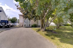 333 Rue des Supérieurs Sainte-Anne-Des-Plaines, QC J5N 4A3