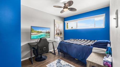 1244 Larch  S Drive, Cranbrook, BC - Indoor Photo Showing Bedroom