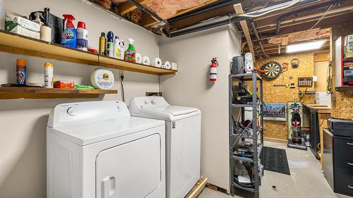 1244 Larch  S Drive, Cranbrook, BC - Indoor Photo Showing Laundry Room