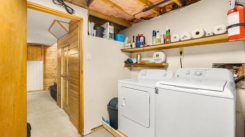 1244 Larch  S Drive, Cranbrook, BC - Indoor Photo Showing Laundry Room