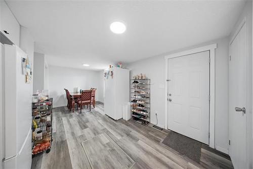 528 Windsor Ave, Winnipeg, MB 