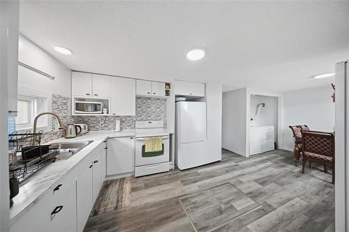 528 Windsor Ave, Winnipeg, MB 
