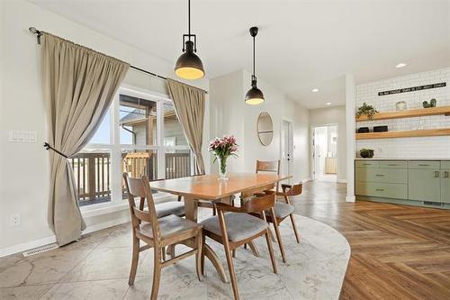 21 Glacier Bay, Steinbach, MB - Indoor Photo Showing Dining Room