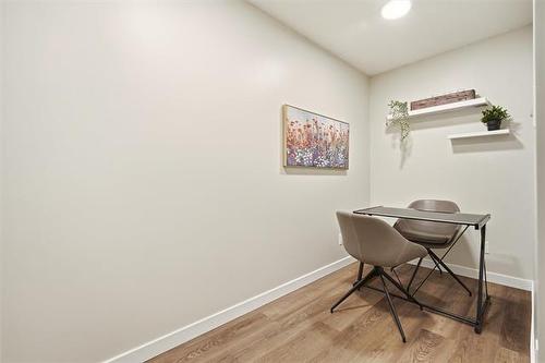 21 Glacier Bay, Steinbach, MB - Indoor Photo Showing Other Room