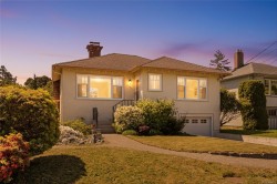 2183 Central Ave Oak Bay, BC V8S 2R6