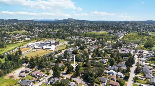 4155 North Rd, Saanich, BC 