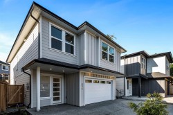 654 Wisteria Ridge Langford, BC V9B 3N4