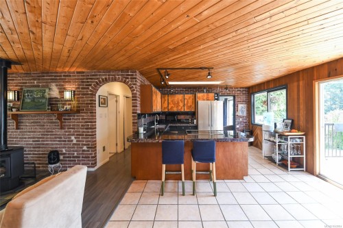 2178 Downey Ave, Comox, BC 
