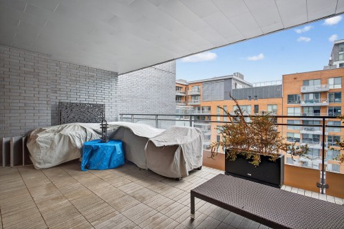 Patio - 702-360 Rue Atateken, Montréal (Ville-Marie), QC - Outdoor With Exterior