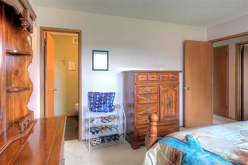 26 Bellemer Dr, Winnipeg, MB - Indoor Photo Showing Bedroom