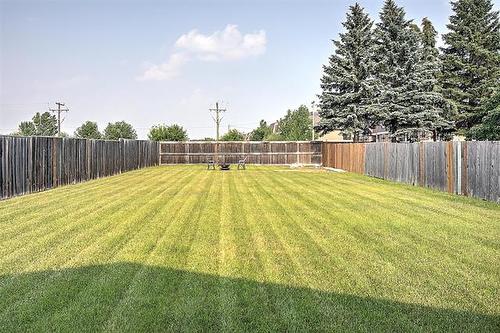26 Bellemer Dr, Winnipeg, MB - Outdoor
