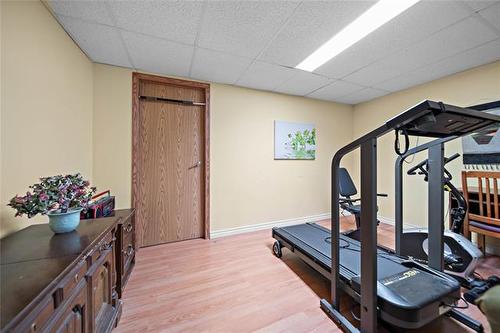 103 Poplynn Dr, Winnipeg, MB - Indoor Photo Showing Gym Room
