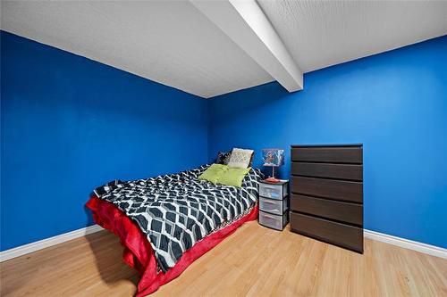 103 Poplynn Dr, Winnipeg, MB - Indoor Photo Showing Bedroom