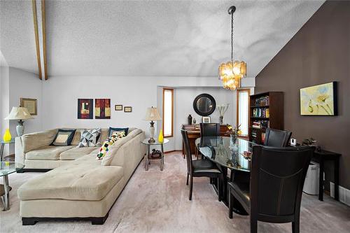 103 Poplynn Dr, Winnipeg, MB - Indoor