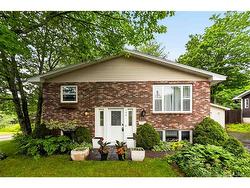 106 Neville ST Moncton, NB E1A 5J7