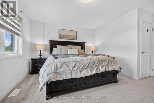 76 Windtree Way, Halton Hills, ON - Indoor Photo Showing Bedroom