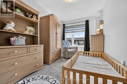 76 Windtree Way, Halton Hills, ON - Indoor Photo Showing Other Room