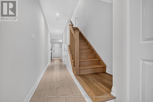 76 Windtree Way, Halton Hills, ON - Indoor Photo Showing Other Room
