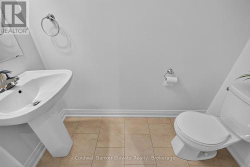 76 Windtree Way, Halton Hills, ON - Indoor Photo Showing Bathroom