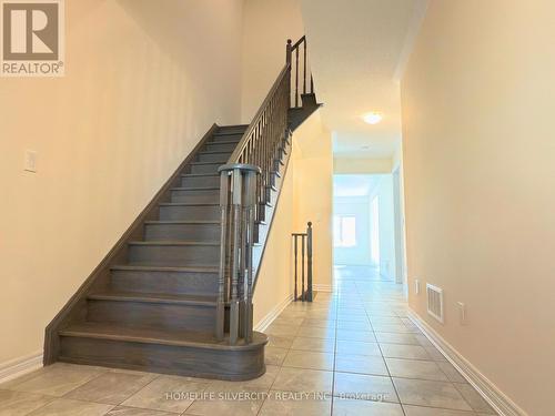 35 Sparkle Drive, Thorold, ON - Indoor Photo Showing Other Room