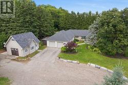 19 CONCESSION 5 E  Hamilton, ON L8B 1K4