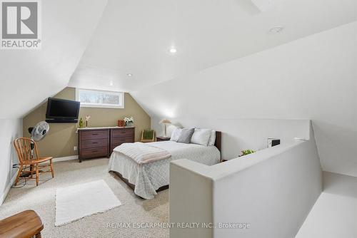 19 Concession 5 E, Hamilton, ON - Indoor Photo Showing Bedroom