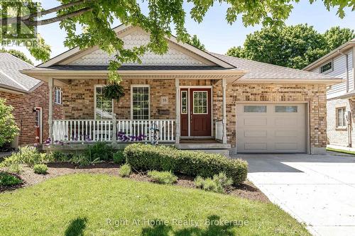 98 ABRAHAM DRIVE  Stratford, ON N5A 8B1