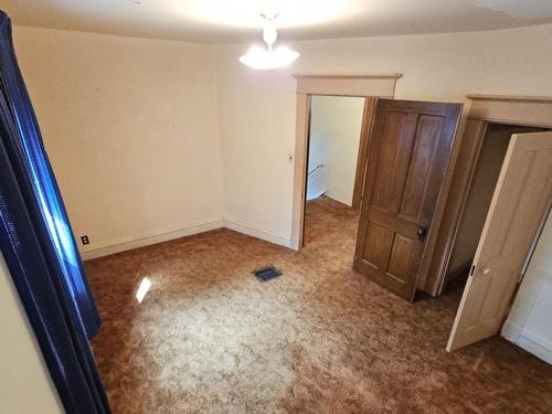 320 Dease Street, Thunder Bay, ON - Indoor Photo Showing Other Room