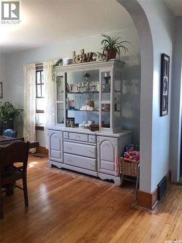 322 5Th Avenue E, Canora, SK - Indoor