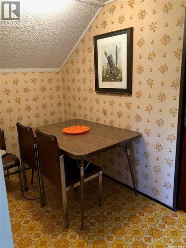 322 5Th Avenue E, Canora, SK - Indoor Photo Showing Dining Room