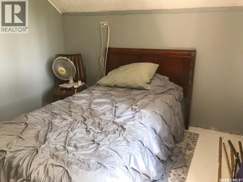 322 5Th Avenue E, Canora, SK - Indoor Photo Showing Bedroom