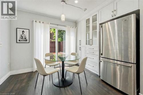 121 University Avenue E Unit# 11, Waterloo, ON - Indoor Photo Showing Dining Room