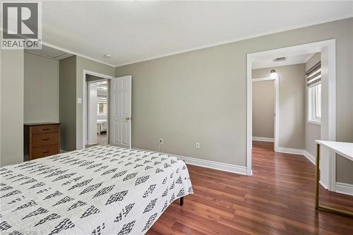 121 University Avenue E Unit# 11, Waterloo, ON - Indoor Photo Showing Bedroom