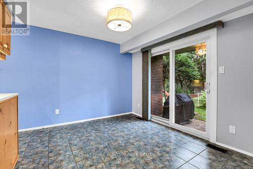 67 Ramsgate Private, Ottawa, ON - Indoor Photo Showing Other Room